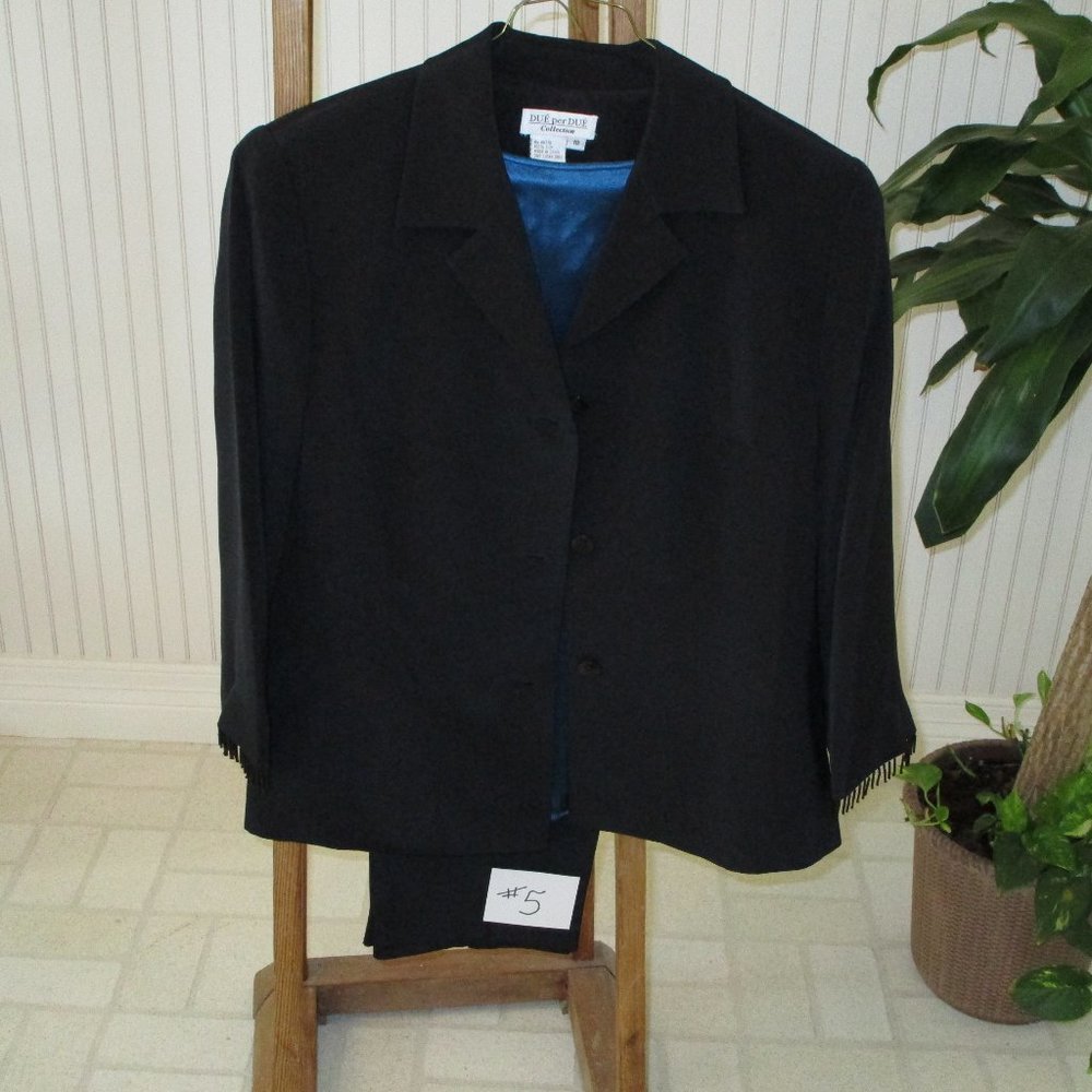 Due per Due Silk Suit